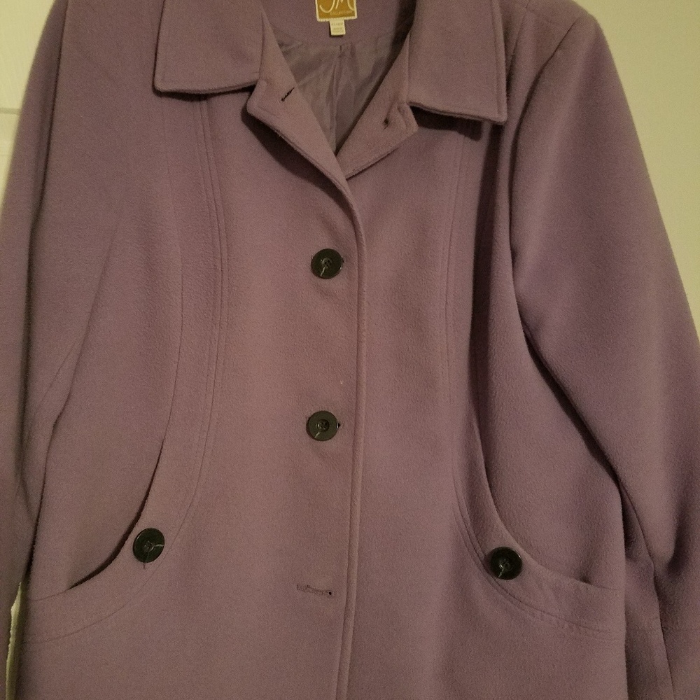 Coat - Picture 1 of 1